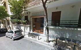 Chic And Minimal Apartment Close To Thissio Metro